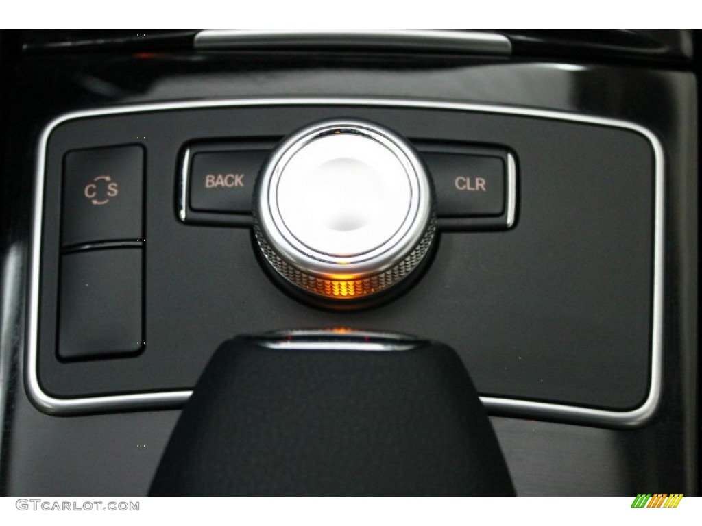 2010 Mercedes-Benz E 350 Sedan Controls Photo #78506189