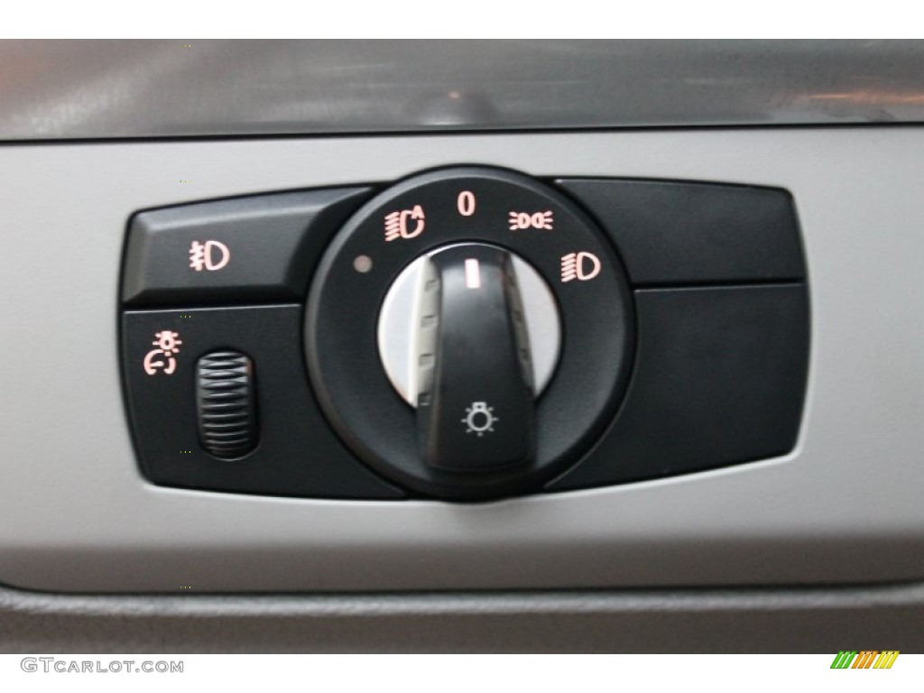 2009 BMW X5 xDrive48i Controls Photo #78506519