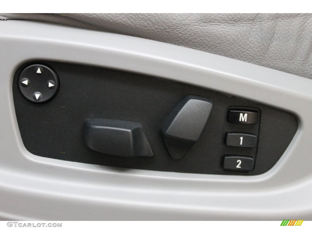 2009 BMW X5 xDrive48i Controls Photo #78506630