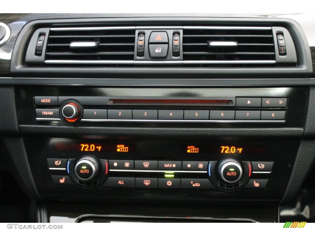 2011 BMW 5 Series 550i Sedan Controls Photo #78507365