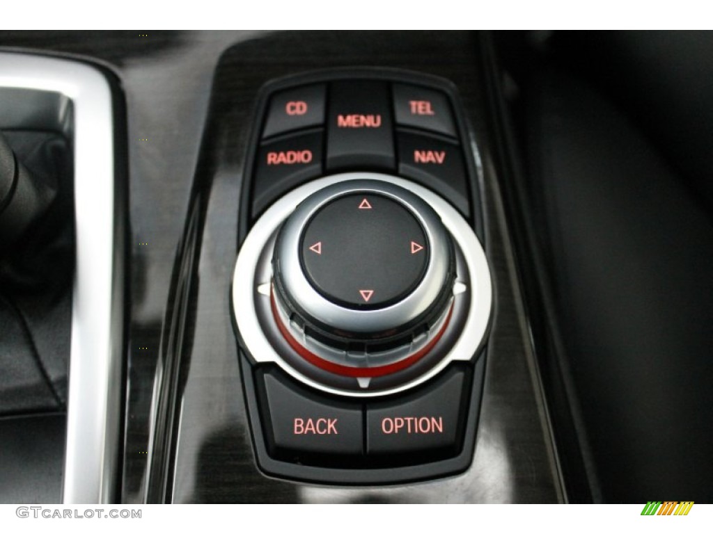 2011 BMW 5 Series 550i Sedan Controls Photo #78507556