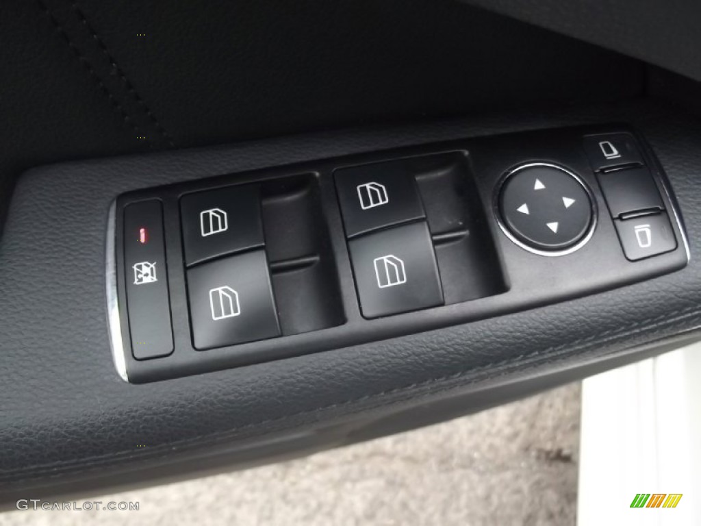 2010 Mercedes-Benz E 350 4Matic Sedan Controls Photo #78507560