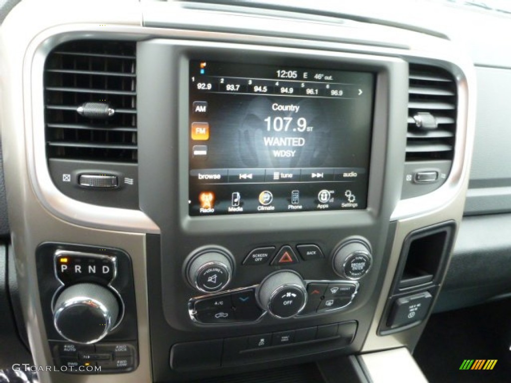 2013 Ram 1500 Big Horn Crew Cab 4x4 Controls Photo #78508350