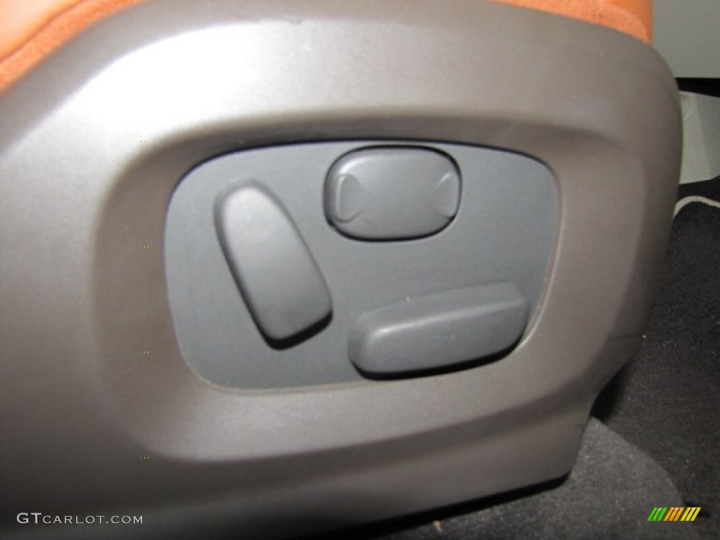 2012 Land Rover Range Rover Evoque Prestige Controls Photo #78509531