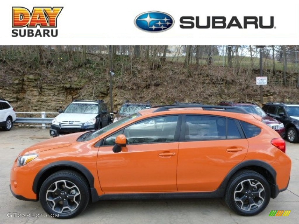 Tangerine Orange Pearl Subaru XV Crosstrek