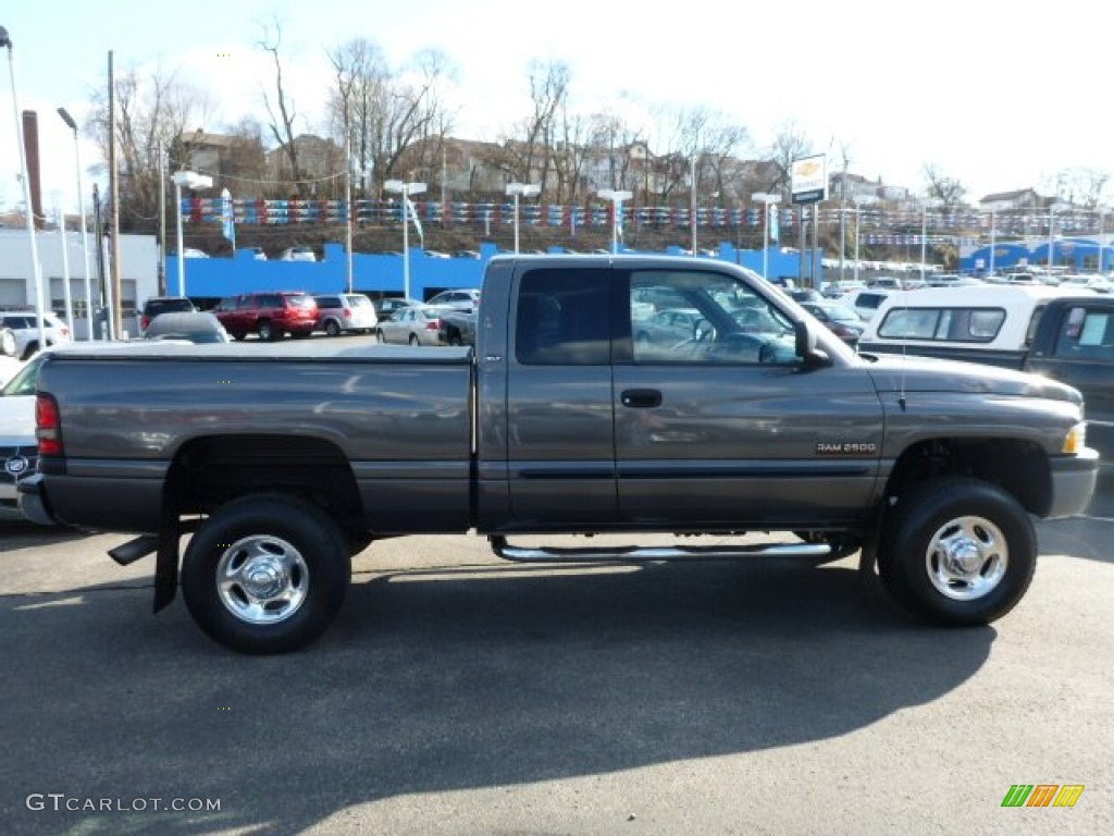 2002 Ram 2500 SLT Quad Cab 4x4 - Graphite Metallic / Mist Gray photo #10
