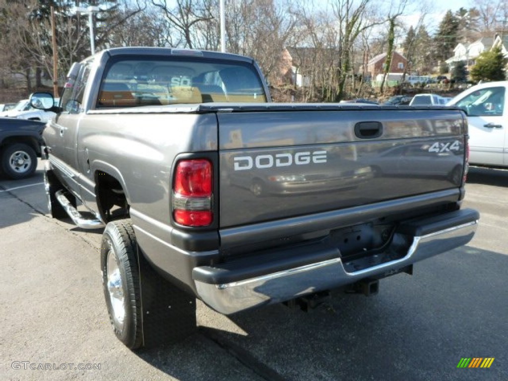 2002 Ram 2500 SLT Quad Cab 4x4 - Graphite Metallic / Mist Gray photo #13