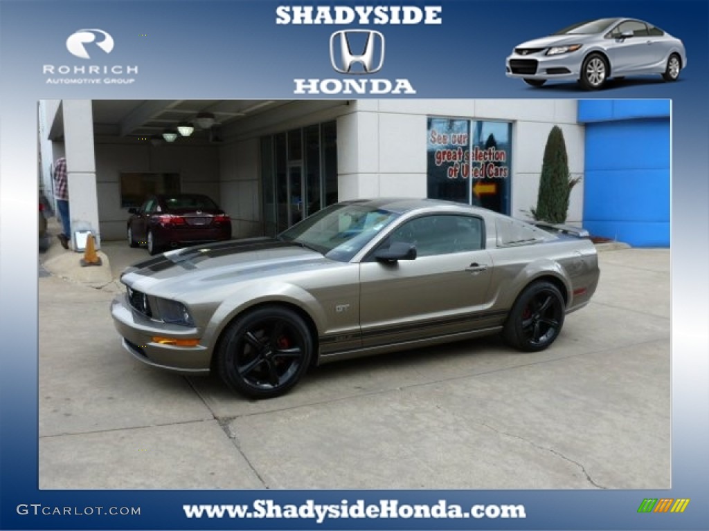 Mineral Grey Metallic Ford Mustang