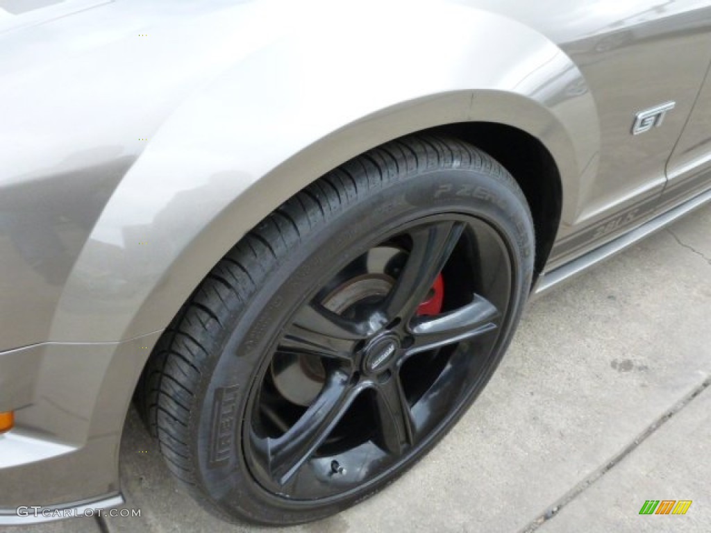 2005 Ford Mustang GT Premium Coupe Wheel Photo #78513050