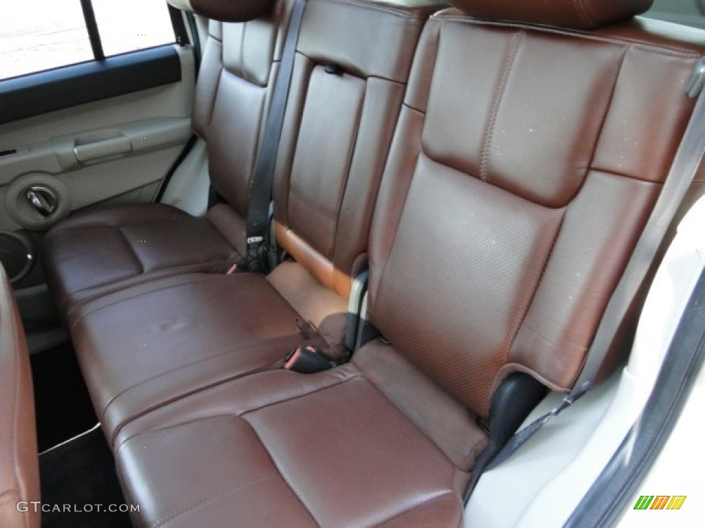 2006 Jeep Commander Limited Rear Seat Photo #78516440