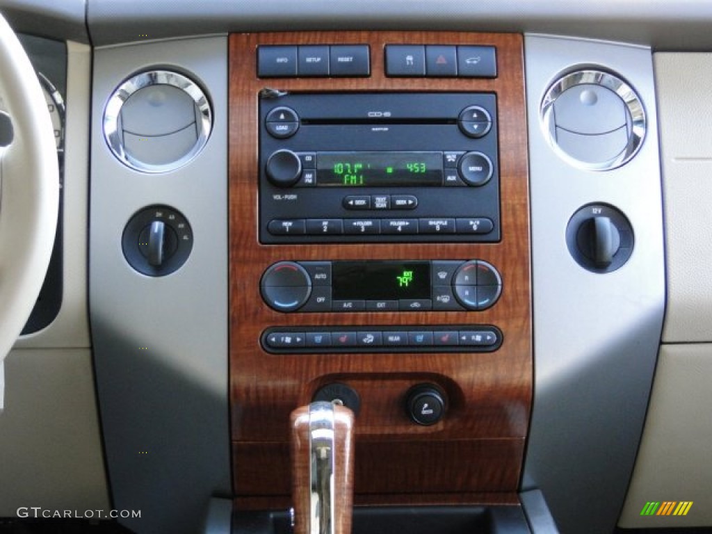 2007 Ford Expedition EL Eddie Bauer 4x4 Controls Photo #78516689