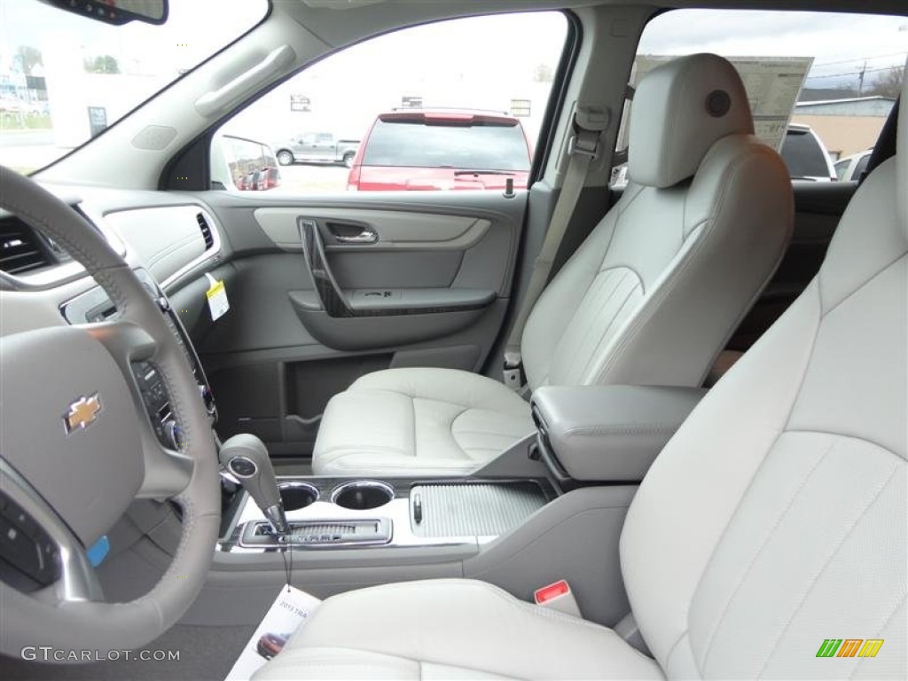 2013 Chevrolet Traverse LTZ Front Seat Photo #78519035