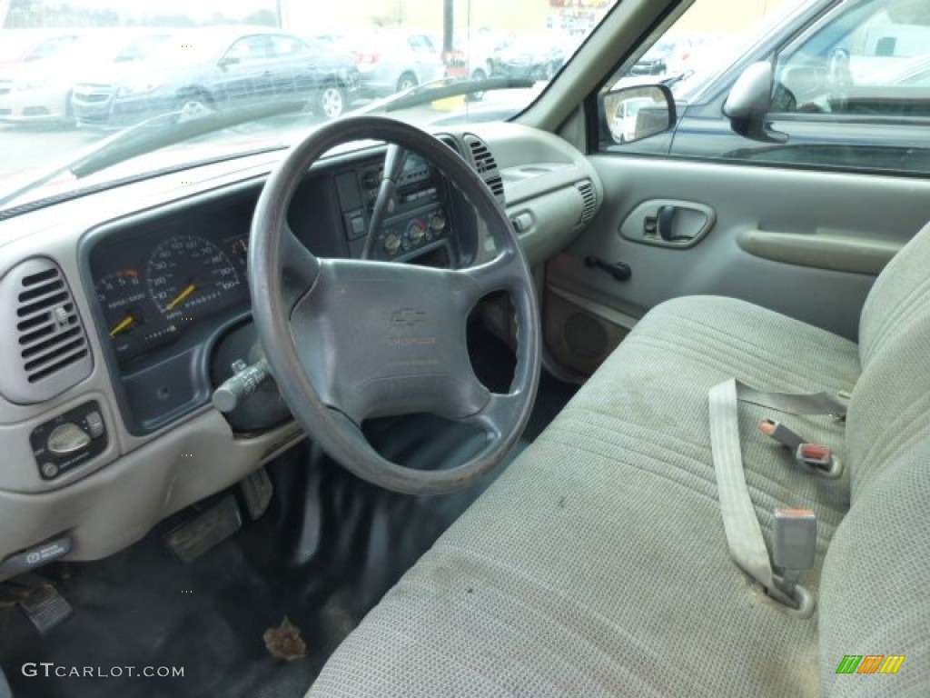 1996 C/K Silverado Regular Cab - Victory Red / Tan photo #14