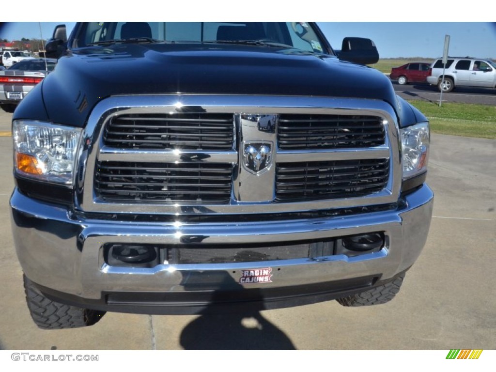 2011 Ram 2500 HD SLT Crew Cab 4x4 - Brilliant Black Crystal Pearl / Dark Slate/Medium Graystone photo #10