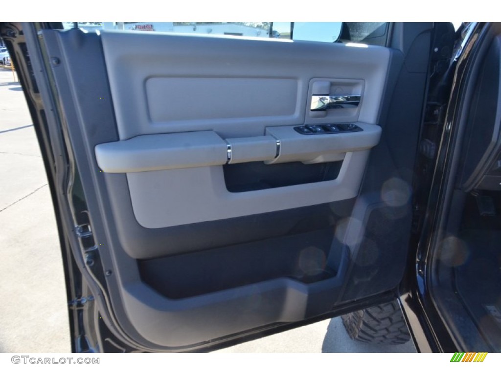 2011 Ram 2500 HD SLT Crew Cab 4x4 - Brilliant Black Crystal Pearl / Dark Slate/Medium Graystone photo #16