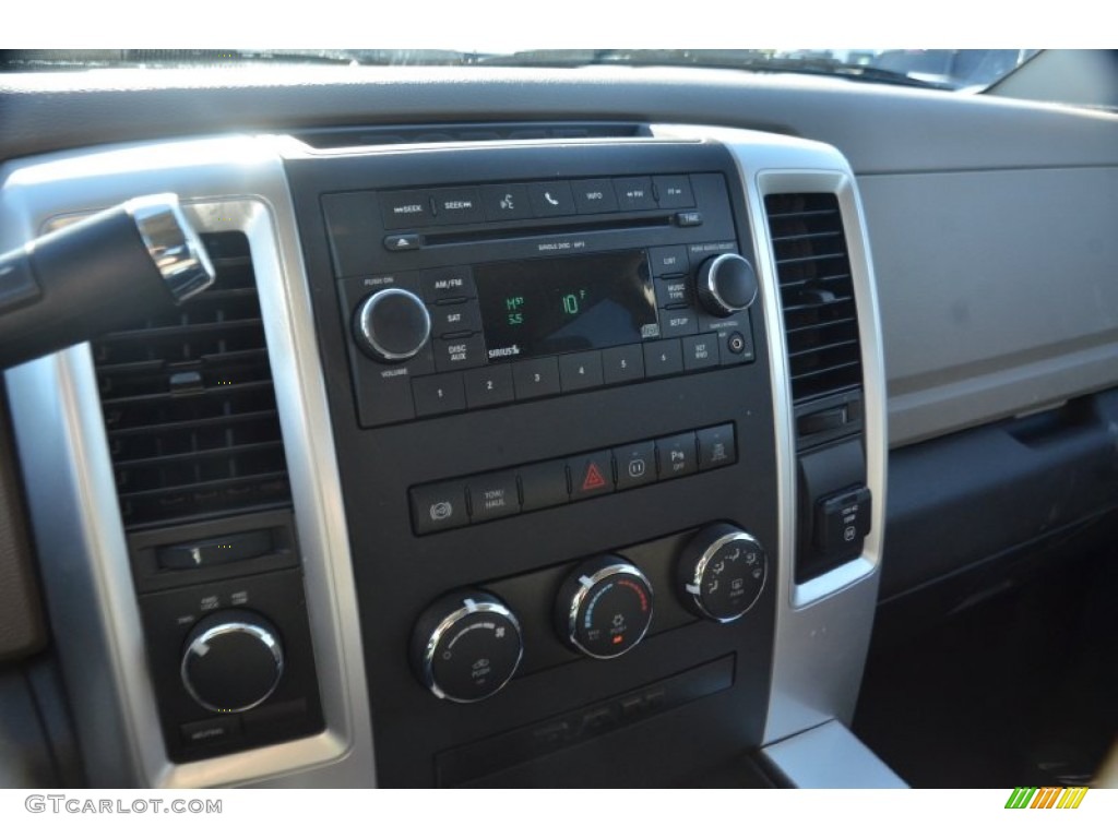 2011 Ram 2500 HD SLT Crew Cab 4x4 - Brilliant Black Crystal Pearl / Dark Slate/Medium Graystone photo #26