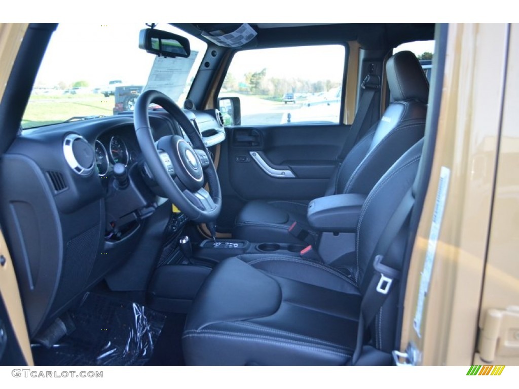 Black Interior 2013 Jeep Wrangler Unlimited Sahara 4x4 Photo #78522976