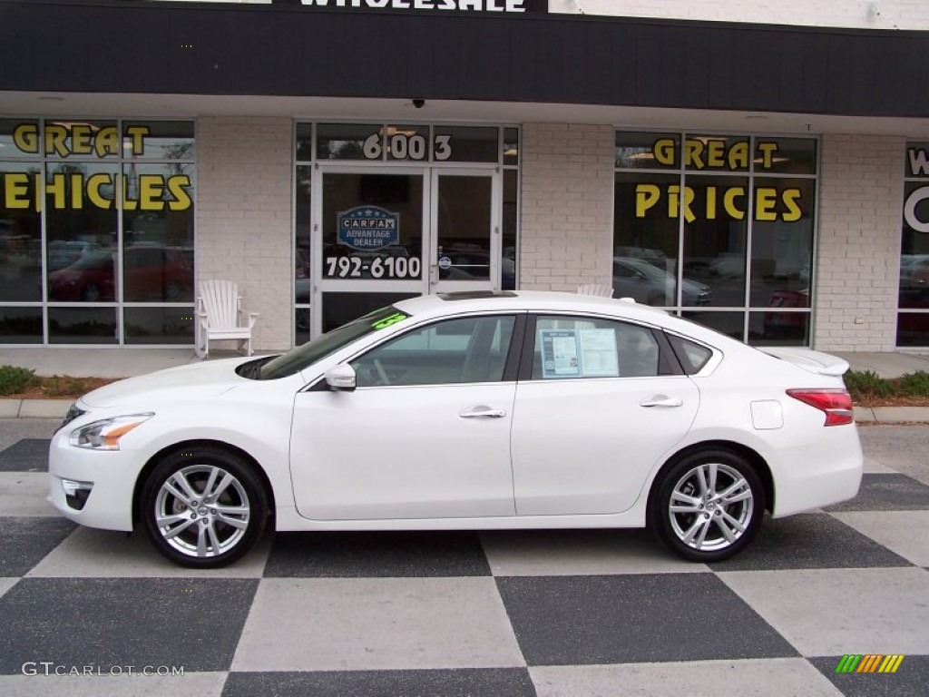 Pearl White Nissan Altima