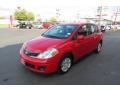 Red Alert - Versa 1.8 S Hatchback Photo No. 3