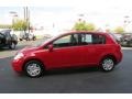 Red Alert - Versa 1.8 S Hatchback Photo No. 4