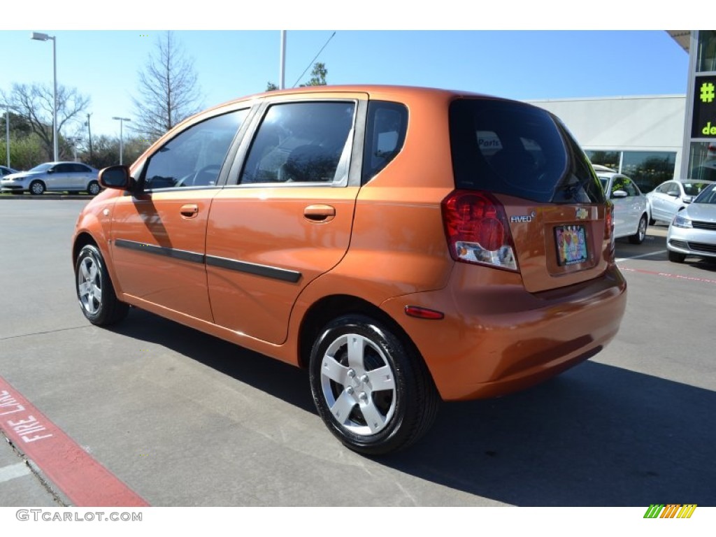 2007 Aveo 5 LS Hatchback - Spicy Orange / Charcoal Black photo #3