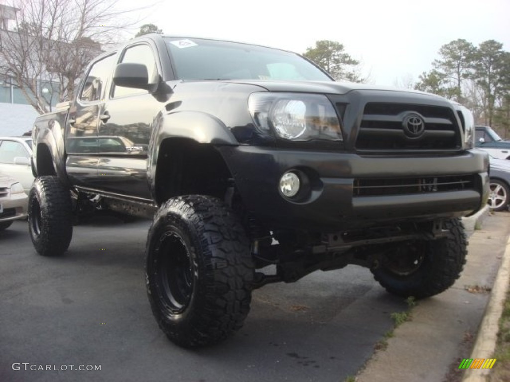 2005 Tacoma V6 Double Cab 4x4 - Black Sand Pearl / Graphite Gray photo #1