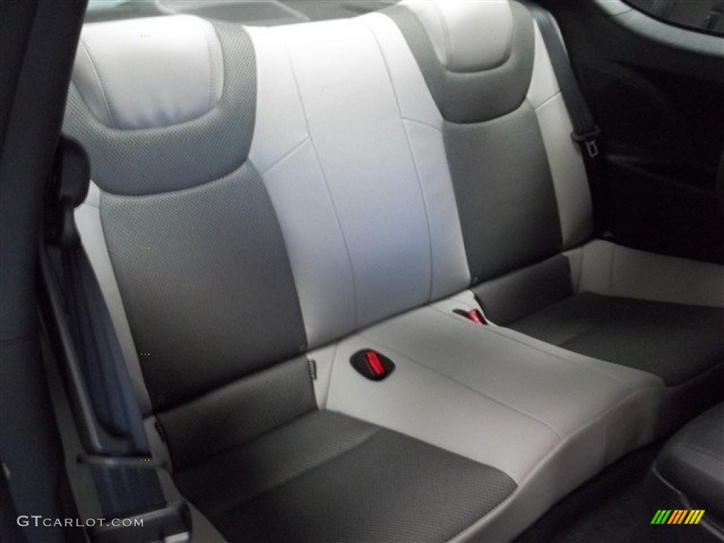 2013 Hyundai Genesis Coupe 2.0T Premium Rear Seat Photo #78533685