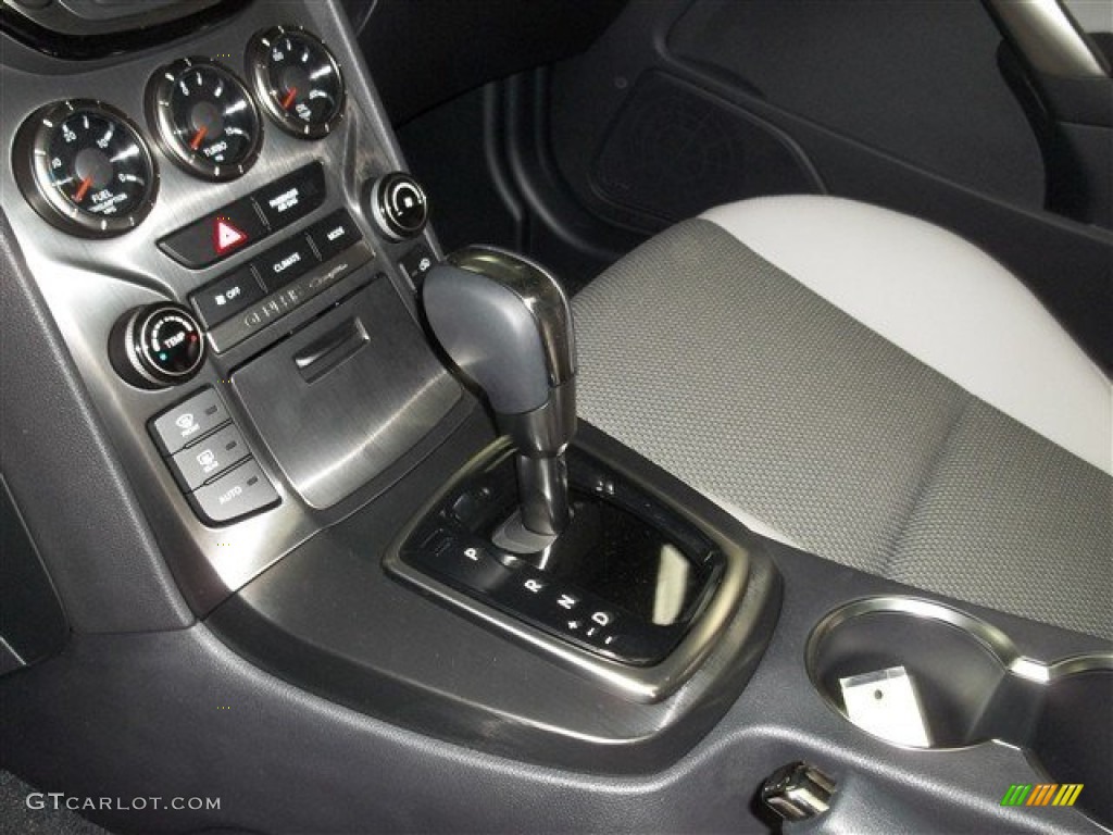 2013 Hyundai Genesis Coupe 2.0T Premium Transmission Photos