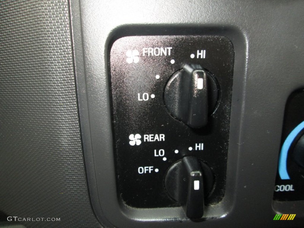 2009 Ford E Series Van E350 Super Duty XLT Extended Passenger Controls Photos