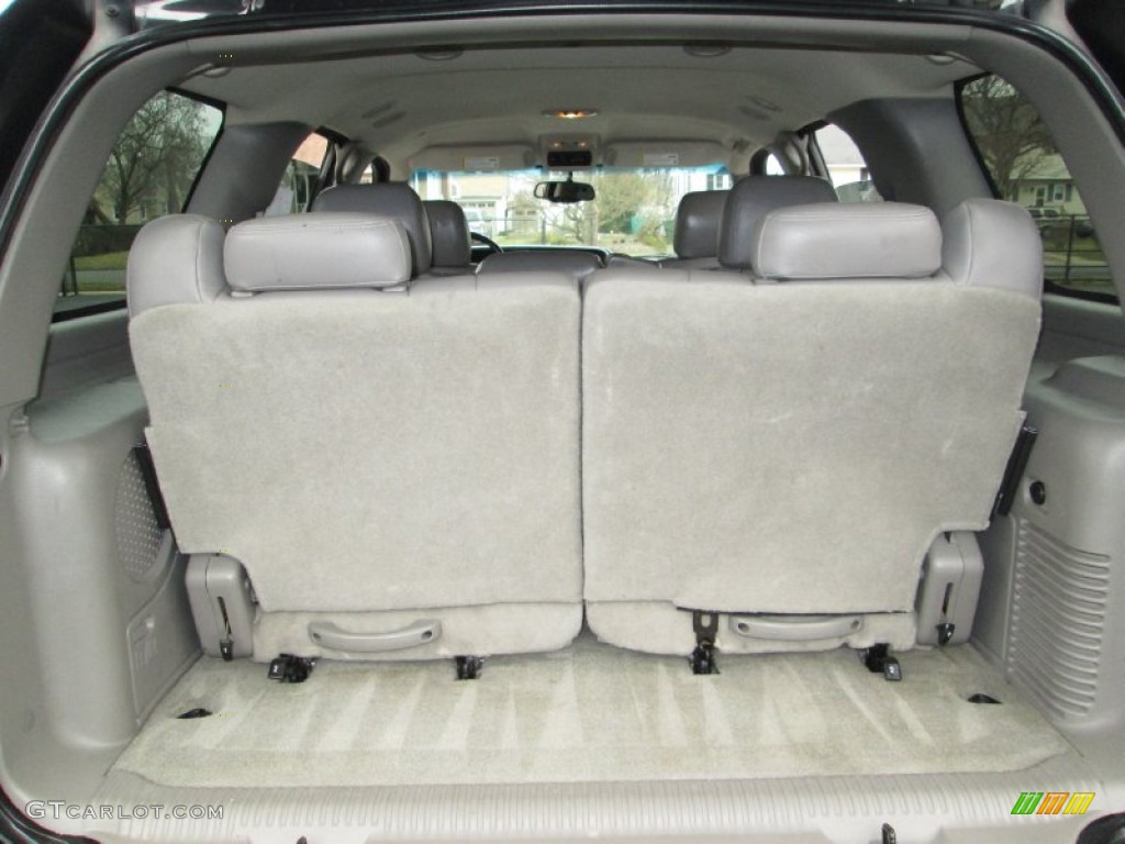 2004 GMC Yukon SLT 4x4 Trunk Photos
