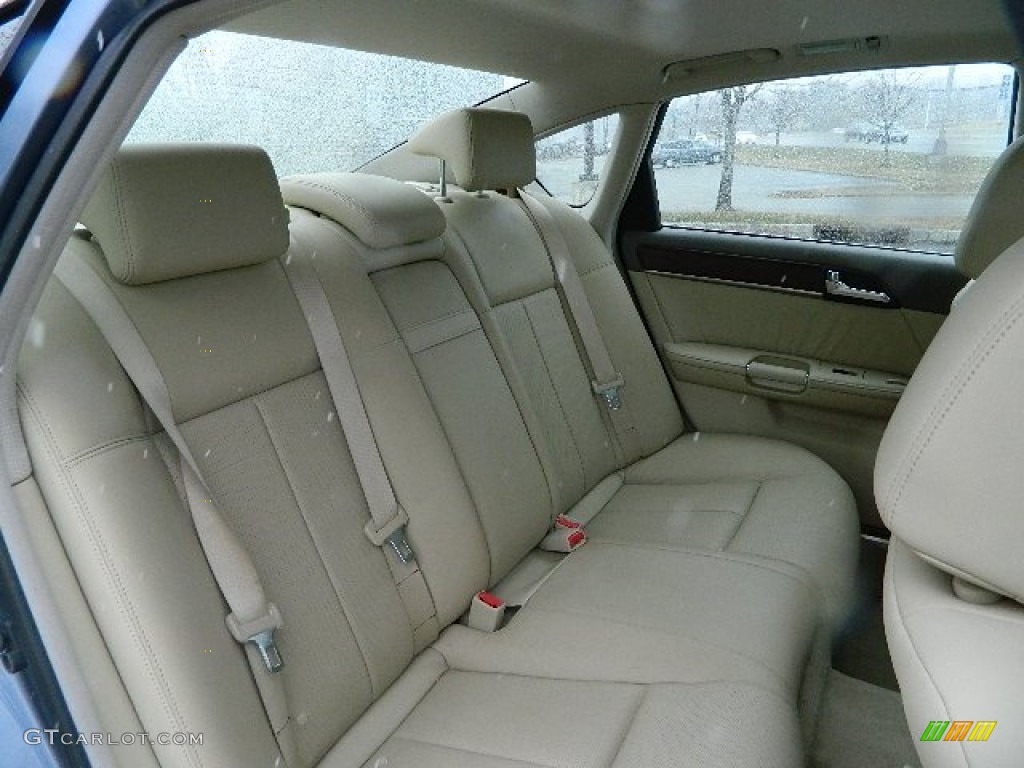 2010 Infiniti M 35x AWD Sedan Rear Seat Photos
