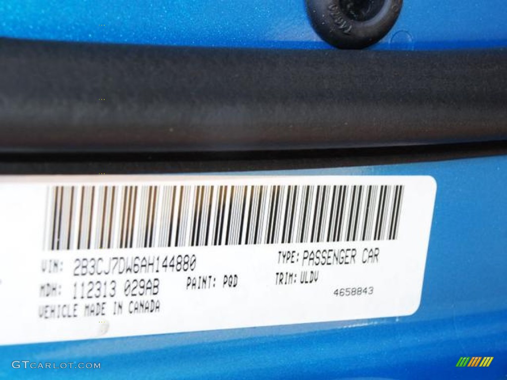 2010 Challenger SRT8 - B5 Blue Pearlcoat / Dark Slate Gray photo #5