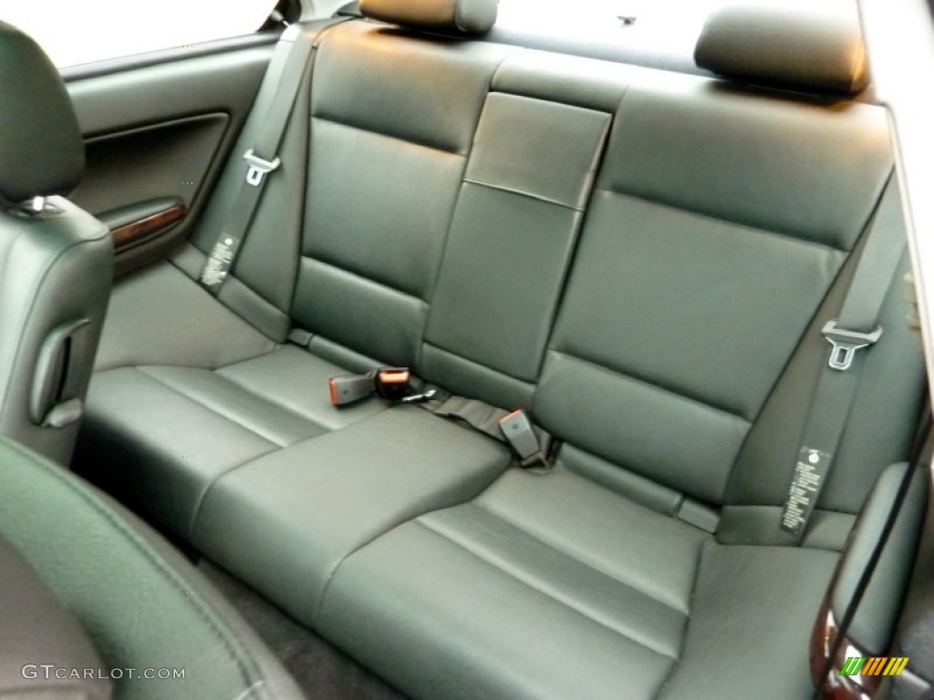 2004 BMW 3 Series 325i Coupe Rear Seat Photo #78543252