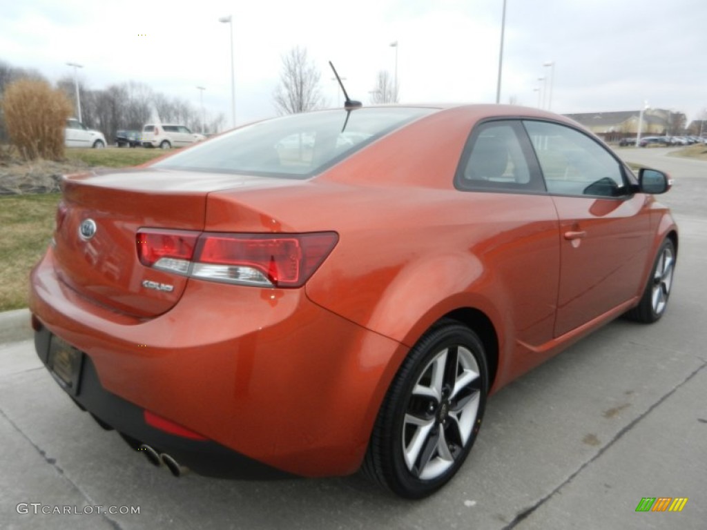2010 Forte Koup SX - Copperhead / Black Sport photo #3