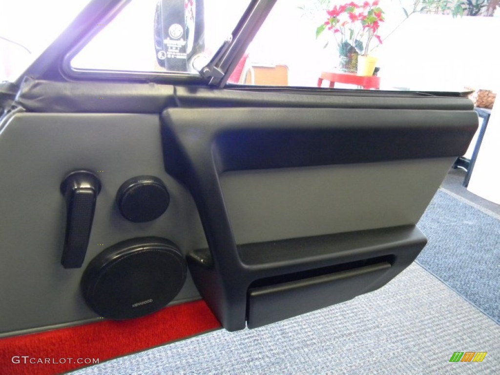 1987 Alfa Romeo Spider Quadrifoglio Quadrifoglio Grey/Red Door Panel Photo #78545040