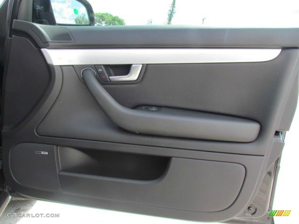 2005 Audi A4 3.2 quattro Sedan Door Panel Photos