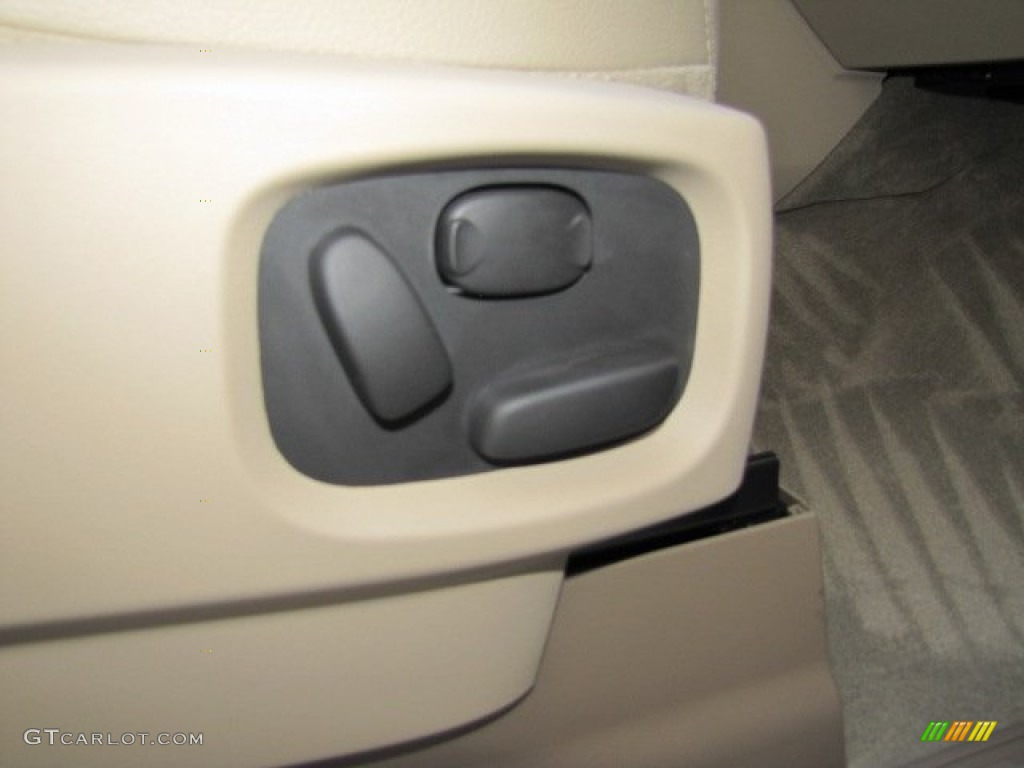 2013 Land Rover Range Rover Sport HSE Controls Photo #78548285