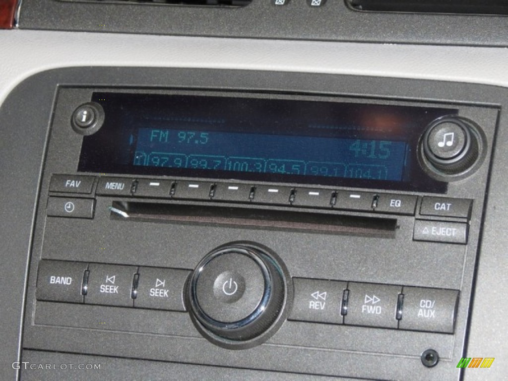 2008 Buick Lucerne CXL Audio System Photos