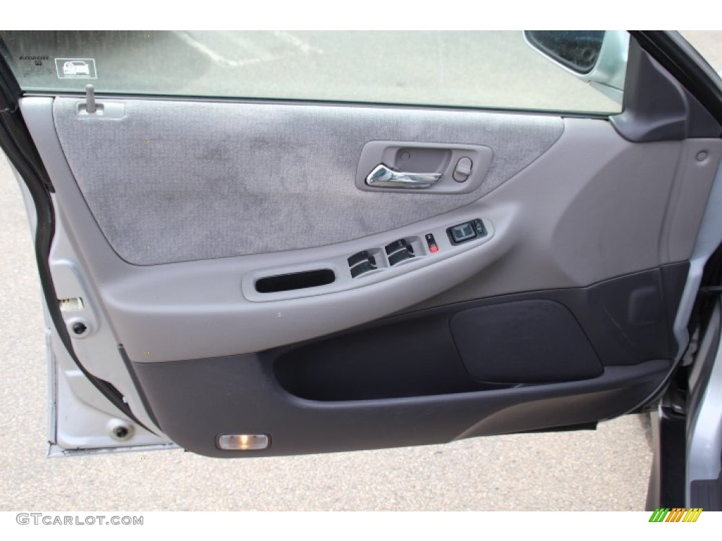 2001 Honda Accord LX Sedan Quartz Gray Door Panel Photo #78551141