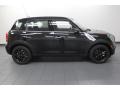 Absolute Black - Cooper Countryman Photo No. 2