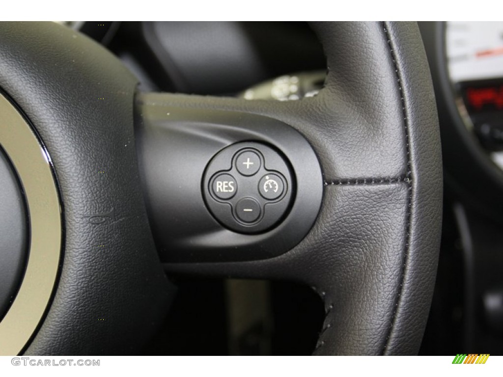 2013 Mini Cooper Countryman Controls Photo #78553313