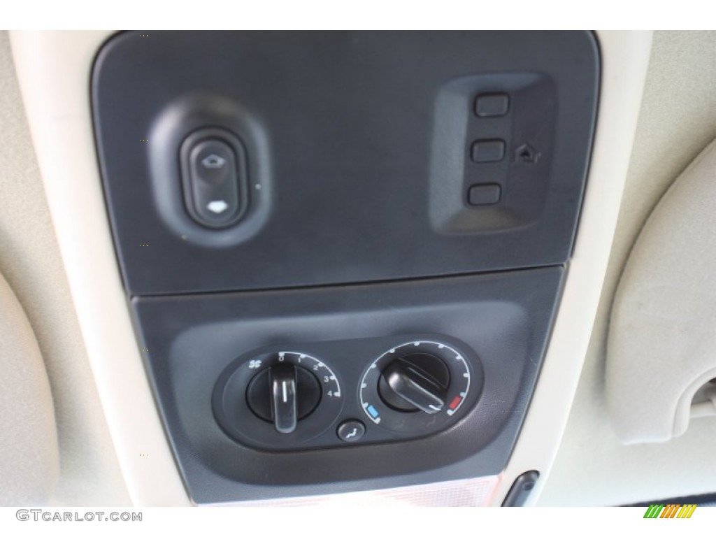 2005 Mercury Mountaineer V6 Premier Controls Photo #78554033