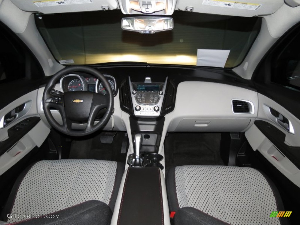 2011 Chevrolet Equinox LS Light Titanium/Jet Black Dashboard Photo #78557360