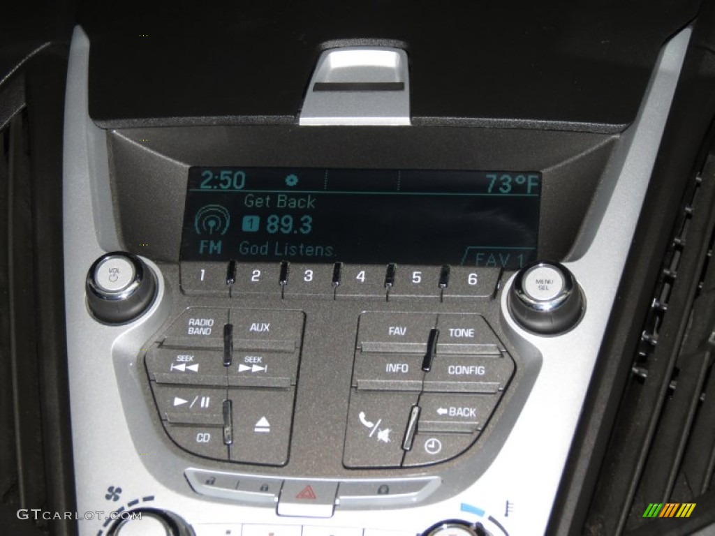 2011 Chevrolet Equinox LS Controls Photos