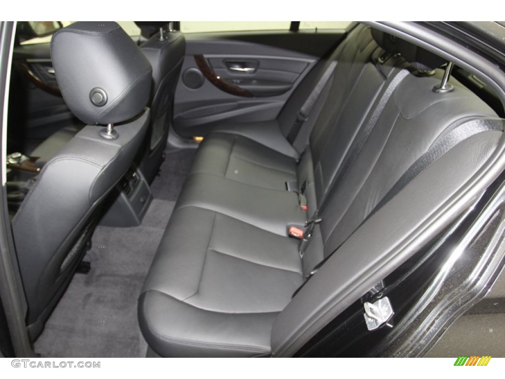2013 3 Series 328i Sedan - Black Sapphire Metallic / Black photo #12