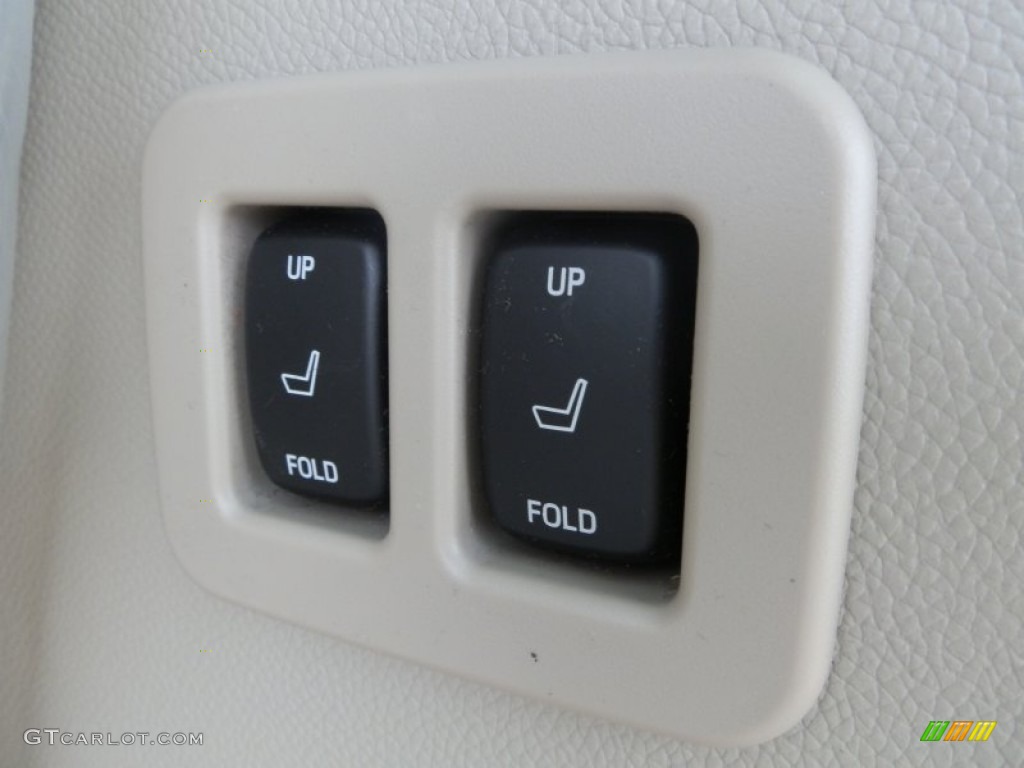 2013 Lincoln Navigator 4x4 Controls Photo #78559460