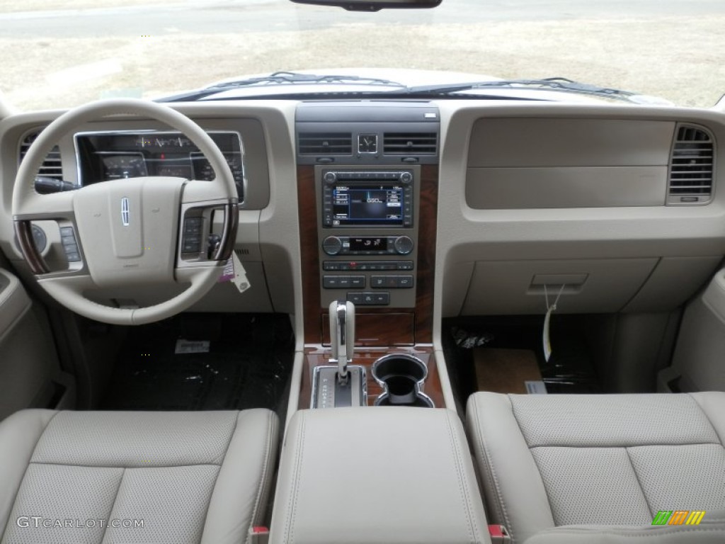 2013 Lincoln Navigator 4x4 Stone Dashboard Photo #78559524
