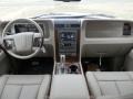 2013 White Platinum Metallic Tri-Coat Lincoln Navigator 4x4  photo #10