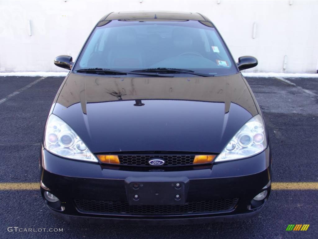 2003 Focus SVT Coupe - Pitch Black / Black/Red photo #4