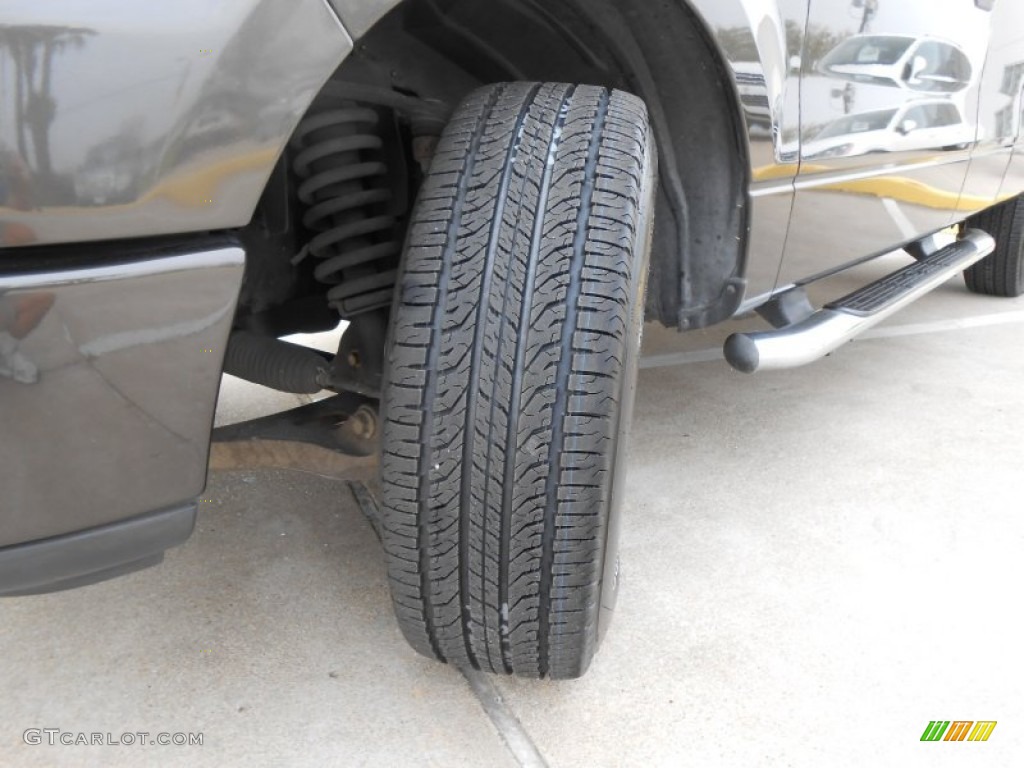 2005 F150 XL SuperCab - Dark Stone Metallic / Medium Flint Grey photo #12